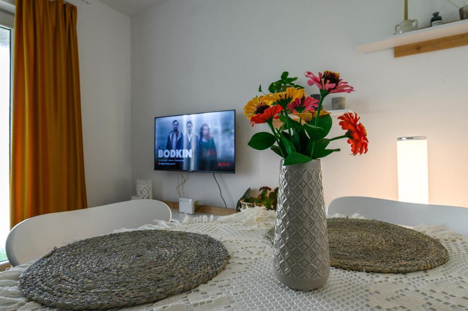 Apartament Corina Cu Parcare Bistrita  Exterior photo